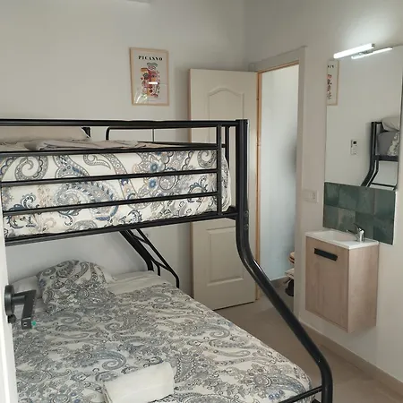 Casa Lagunillas Ensuite * Malaga